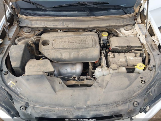 44366901 :رقم المزاد ، 1C4PJLCB0LD625943 vin ، 2020 Jeep Cherokee Latitude Fwd مزاد بيع