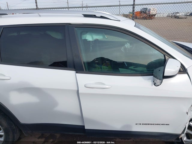 44366901 :رقم المزاد ، 1C4PJLCB0LD625943 vin ، 2020 Jeep Cherokee Latitude Fwd مزاد بيع