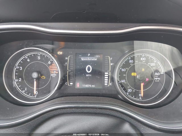 44366901 :رقم المزاد ، 1C4PJLCB0LD625943 vin ، 2020 Jeep Cherokee Latitude Fwd مزاد بيع