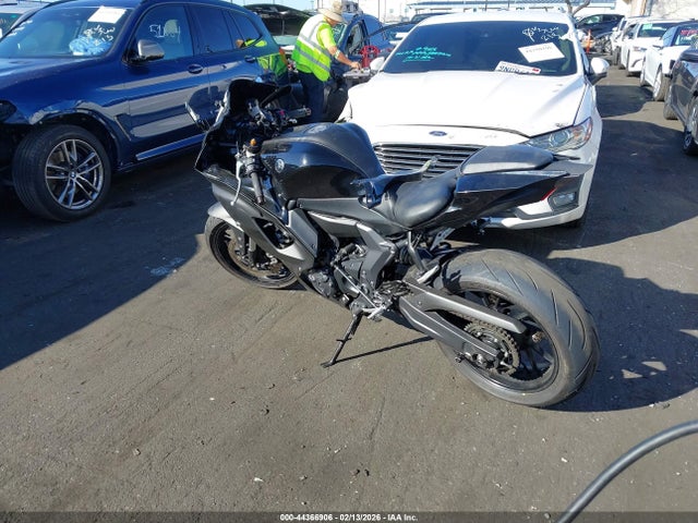 2024 YAMAHA YZFR7 JYARM38Y6RA002409 Photo 2