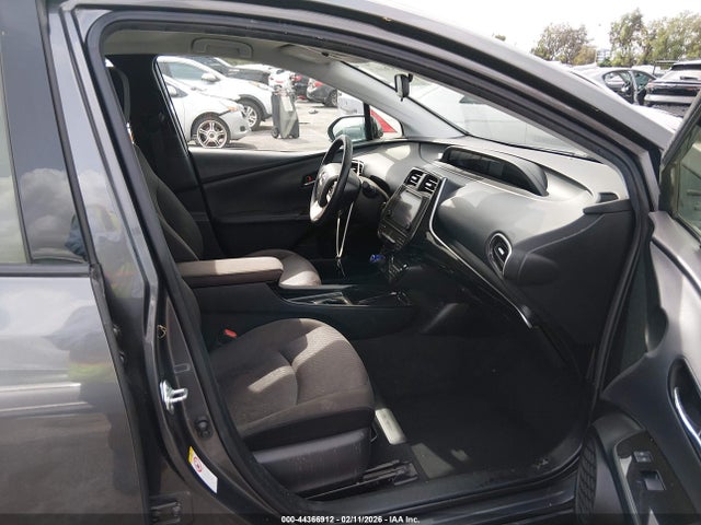 Toyota Prius Prime Plus 2019 JTDKARFP6K3108297 Image 5