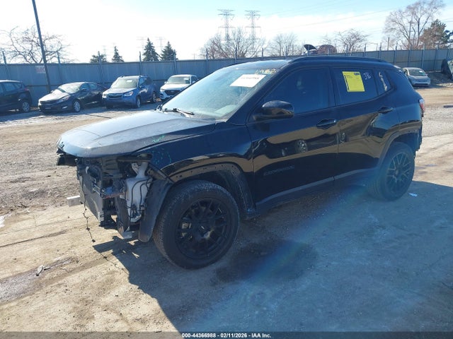Jeep Compass Altitude 4x4 2021 3C4NJDBB7MT596533 Image 2