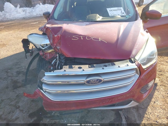 1FMCU9GD0HUA18304 Ford ESCAPE SE