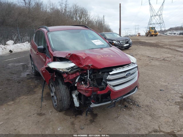 1FMCU9GD0HUA18304 Ford ESCAPE SE