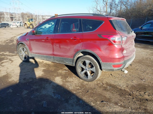 1FMCU9GD0HUA18304 Ford ESCAPE SE
