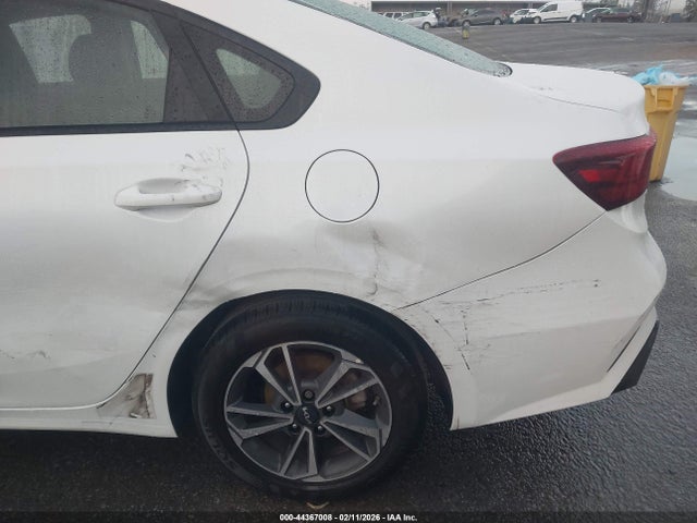 3KPF24AD1RE729285 KIA Forte Lxs