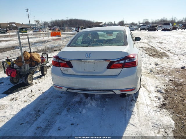 1HGCR2F38HA277843 Honda ACCORD LX