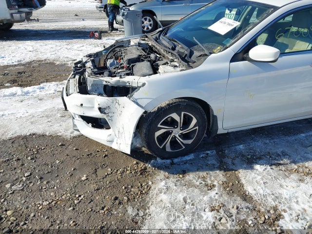 1HGCR2F38HA277843 Honda ACCORD LX