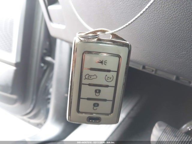 2022 JEEP WAGONEER 1C4SJUBT3NS130368 Photo 10