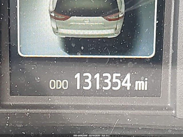 2017 Toyota Sienna Xle 8 Passenger მანქანა იყიდება აუქციონზე, vin: 5TDYZ3DC3HS889836, აუქციონის ნომერი: 44367046