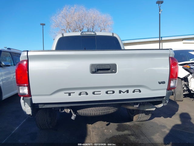 3TMAZ5CN0KM082083 Toyota Tacoma Trd Sport