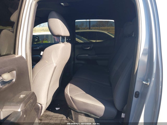 3TMAZ5CN0KM082083 Toyota Tacoma Trd Sport