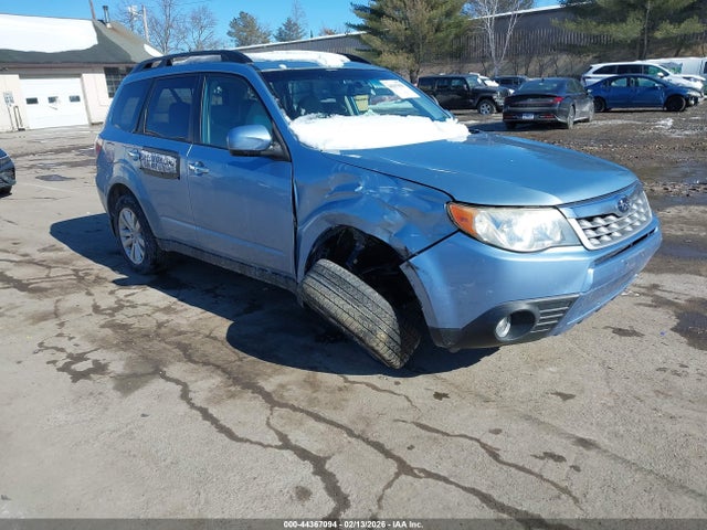 44367094 :رقم المزاد ، JF2SHADC2BH769391 vin ، 2011 Subaru Forester 2.5x Premium مزاد بيع