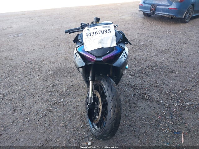 44367095 :رقم المزاد ، LCEPEVLP4S6000542 vin ، 2025 Cf Moto 675ss مزاد بيع