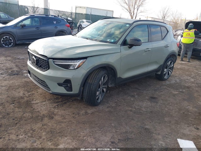 2024 VOLVO XC40 YV4L12UL2R2261624 Photo 1