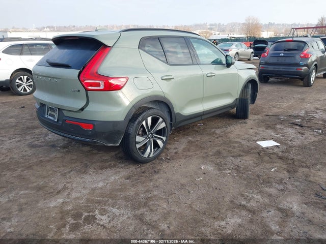2024 VOLVO XC40 YV4L12UL2R2261624 Photo 3
