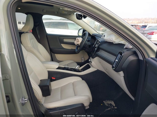 2024 VOLVO XC40 YV4L12UL2R2261624 Photo 4