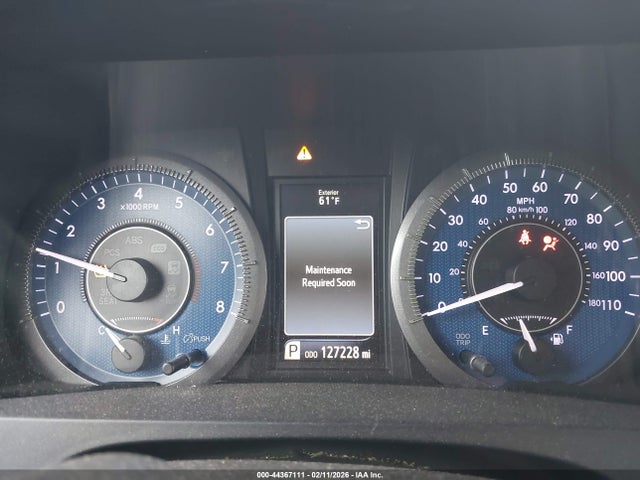 5TDYK3DC6FS569640 Toyota Sienna Xle Premium 8 Passenger