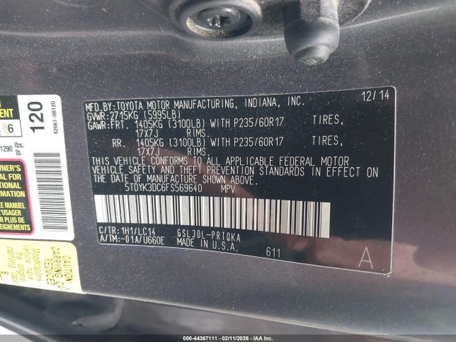 5TDYK3DC6FS569640 Toyota Sienna Xle Premium 8 Passenger