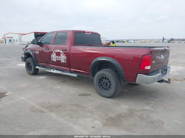 3C63R3GL1HG576392 RAM 3500 Tradesman 4x4 8&#039; Box