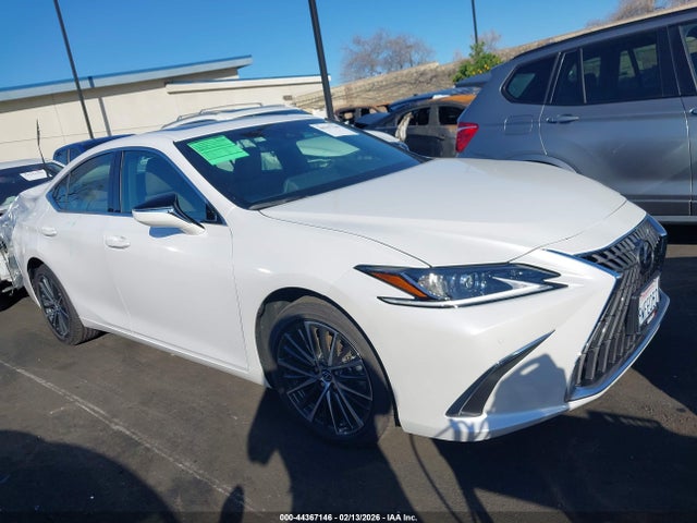 Lexus ES 300H 2025 58ADA1C17SU076274 Image 14