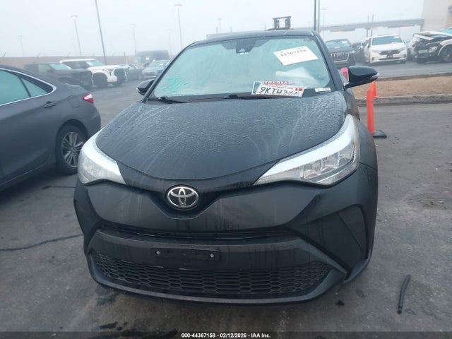 JTNKHMBX1L1083175 Toyota C-HR XLE