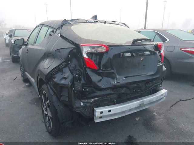 JTNKHMBX1L1083175 Toyota C-HR XLE