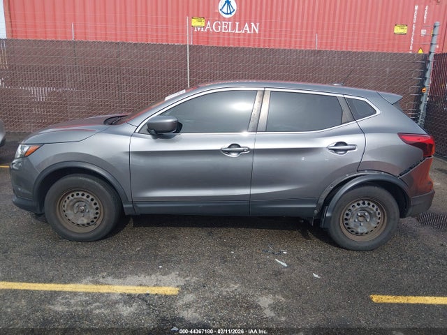 JN1BJ1CP1KW525463 Nissan Rogue Sport S