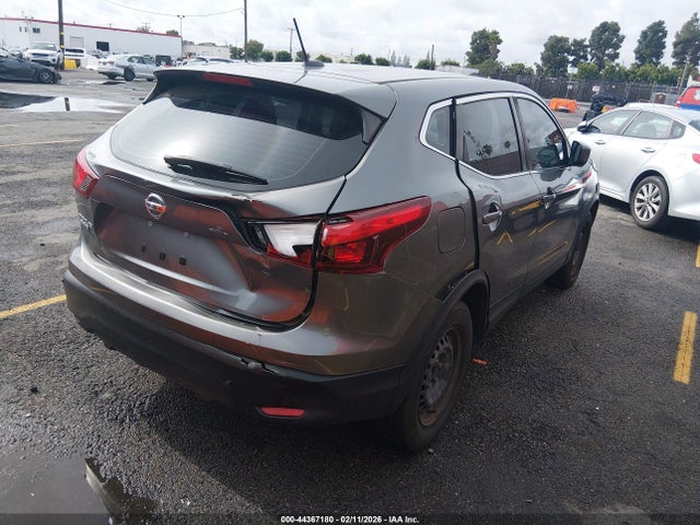 JN1BJ1CP1KW525463 Nissan Rogue Sport S