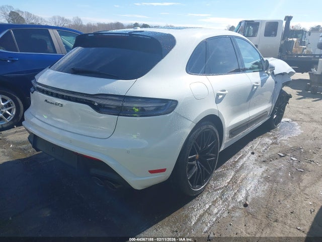 2026 PORSCHE MACAN WP1AF2A59TLB60419 Photo 3