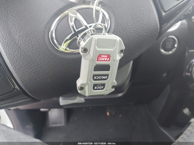 2023 TOYOTA 4RUNNER JTERU5JR6P6200101 Photo 10