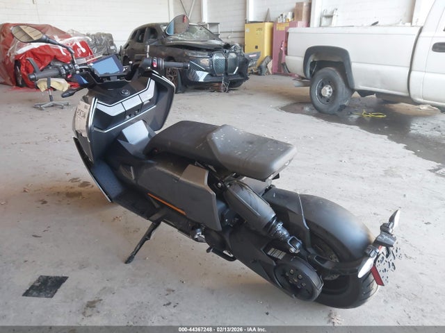 2022 BMW CE 04 WB10C5309N6G21242 Photo 2