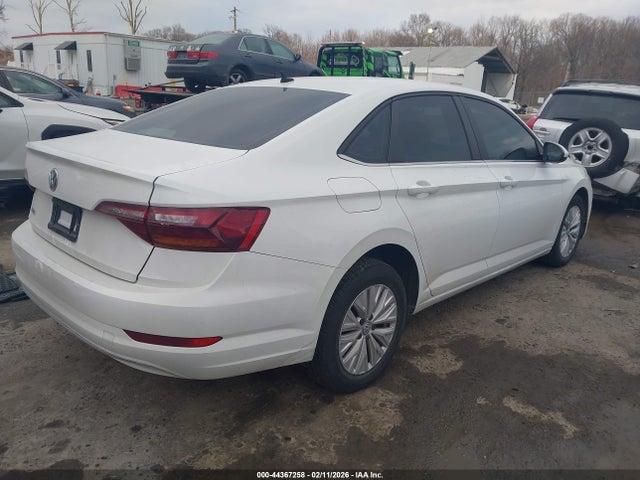 44367258 :رقم المزاد ، 3VWC57BUXKM270325 vin ، 2019 Volkswagen Jetta 1.4t R-line/1.4t S/1.4t Se مزاد بيع