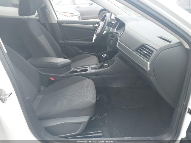44367258 :رقم المزاد ، 3VWC57BUXKM270325 vin ، 2019 Volkswagen Jetta 1.4t R-line/1.4t S/1.4t Se مزاد بيع