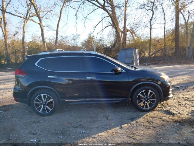 JN8AT2MV4JW351431 Nissan Rogue Sl