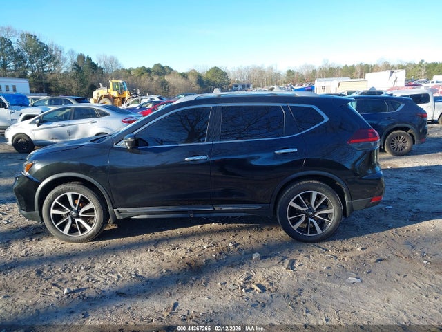 JN8AT2MV4JW351431 Nissan Rogue Sl