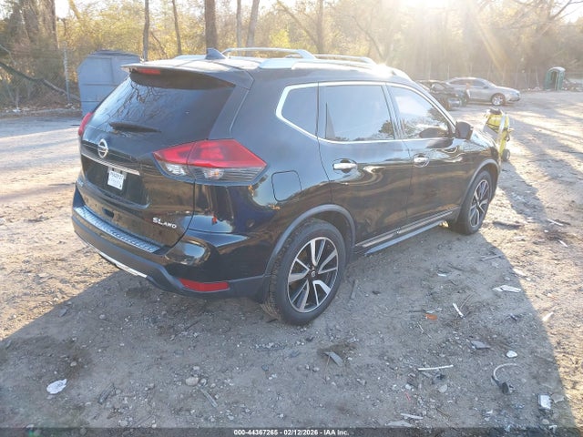 JN8AT2MV4JW351431 Nissan Rogue Sl