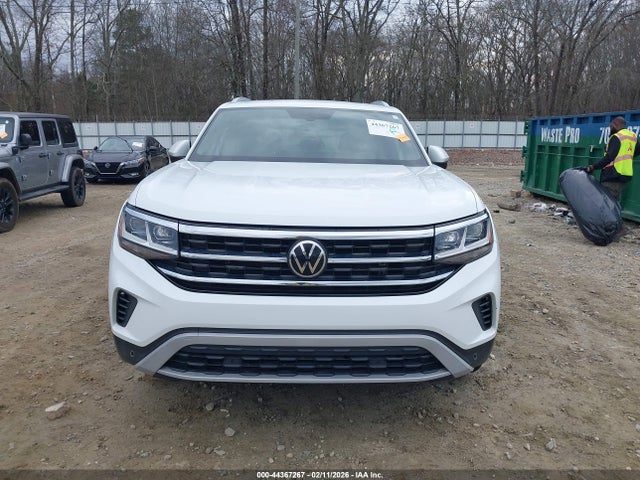 44367267 :رقم المزاد ، 1V2JE2CA7MC219997 vin ، 2021 Volkswagen Atlas Cross Sport 3.6l V6 Se W/technology مزاد بيع