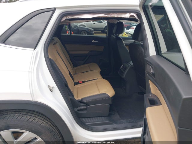 44367267 :رقم المزاد ، 1V2JE2CA7MC219997 vin ، 2021 Volkswagen Atlas Cross Sport 3.6l V6 Se W/technology مزاد بيع