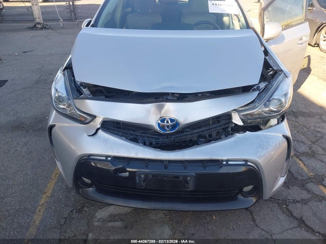 JTDZN3EU0GJ043537 Toyota Prius V Five
