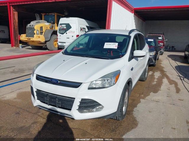 1FMCU0GX3GUC80810 Ford ESCAPE SE