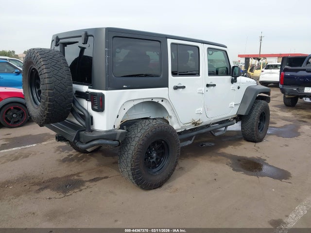1C4HJWFG1EL210412 Jeep Wrangler Unlimited Rubicon