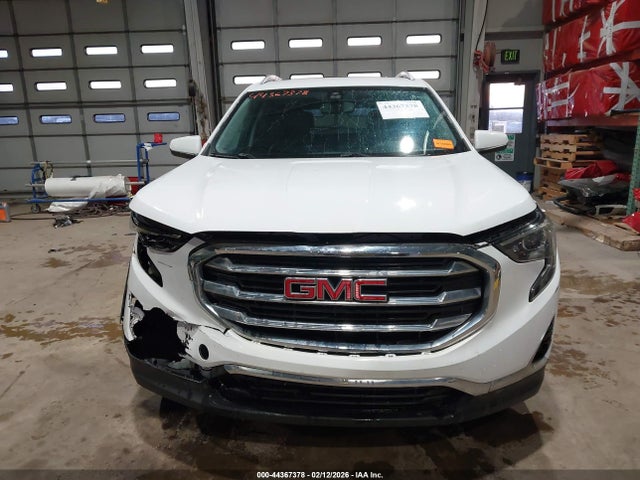 3GKALPEV8JL243055 GMC Terrain Slt