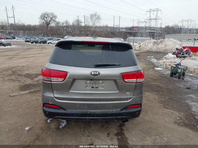 5XYPGDA37HG327639 KIA Sorento 2.4l Lx