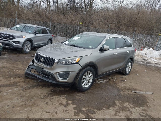5XYPGDA37HG327639 KIA Sorento 2.4l Lx