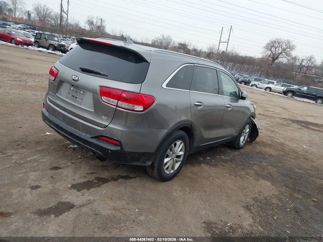 5XYPGDA37HG327639 KIA Sorento 2.4l Lx