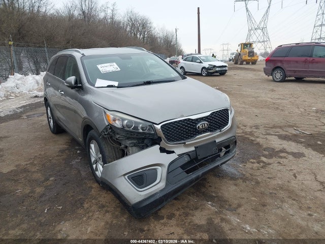 5XYPGDA37HG327639 KIA Sorento 2.4l Lx