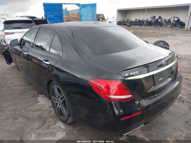 Aukcja sprzedaży 2019 Mercedes-benz E 300, vin: WDDZF4JB0KA579300, numer aukcji: 44367437