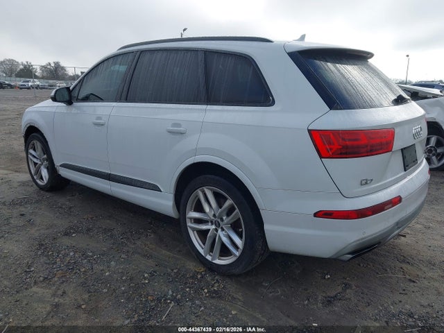 2017 AUDI Q7 WA1VAAF72HD024943 Photo 2