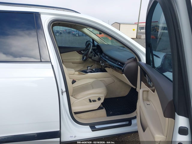2017 AUDI Q7 WA1VAAF72HD024943 Photo 4